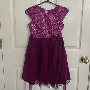 Holiday sparkle ✨ purple dress for little girls dress size 8